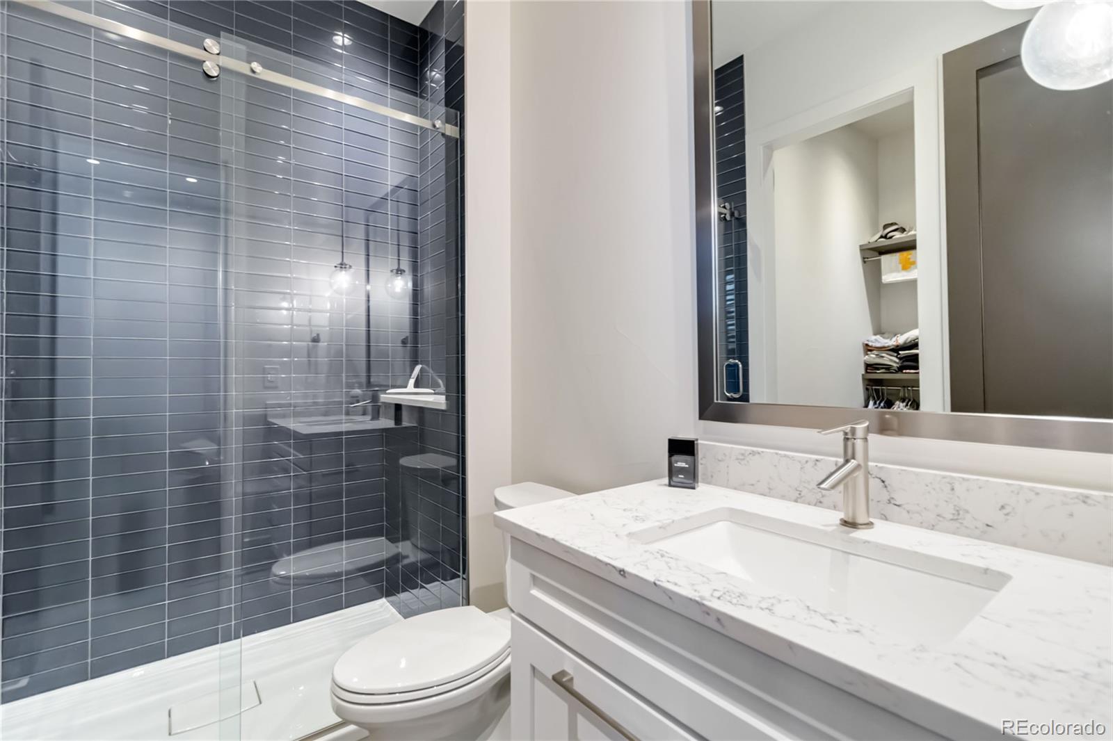 5429 S Kearney Street