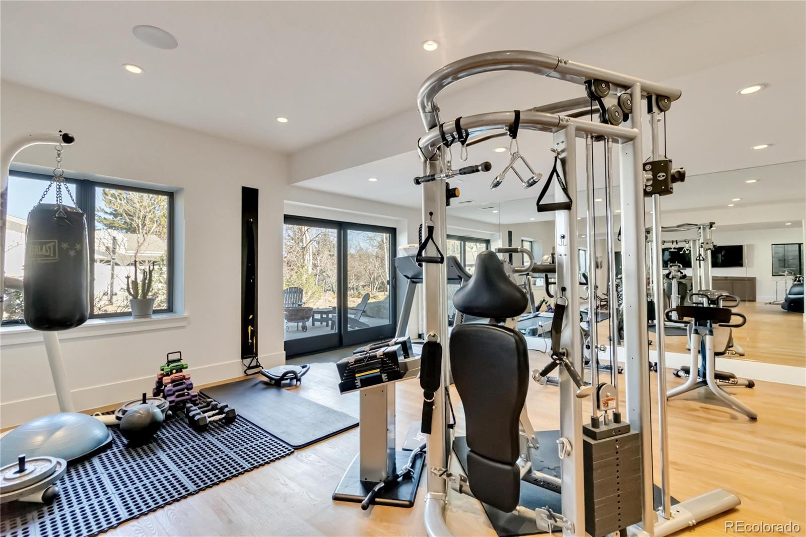 5429 S Kearney Street