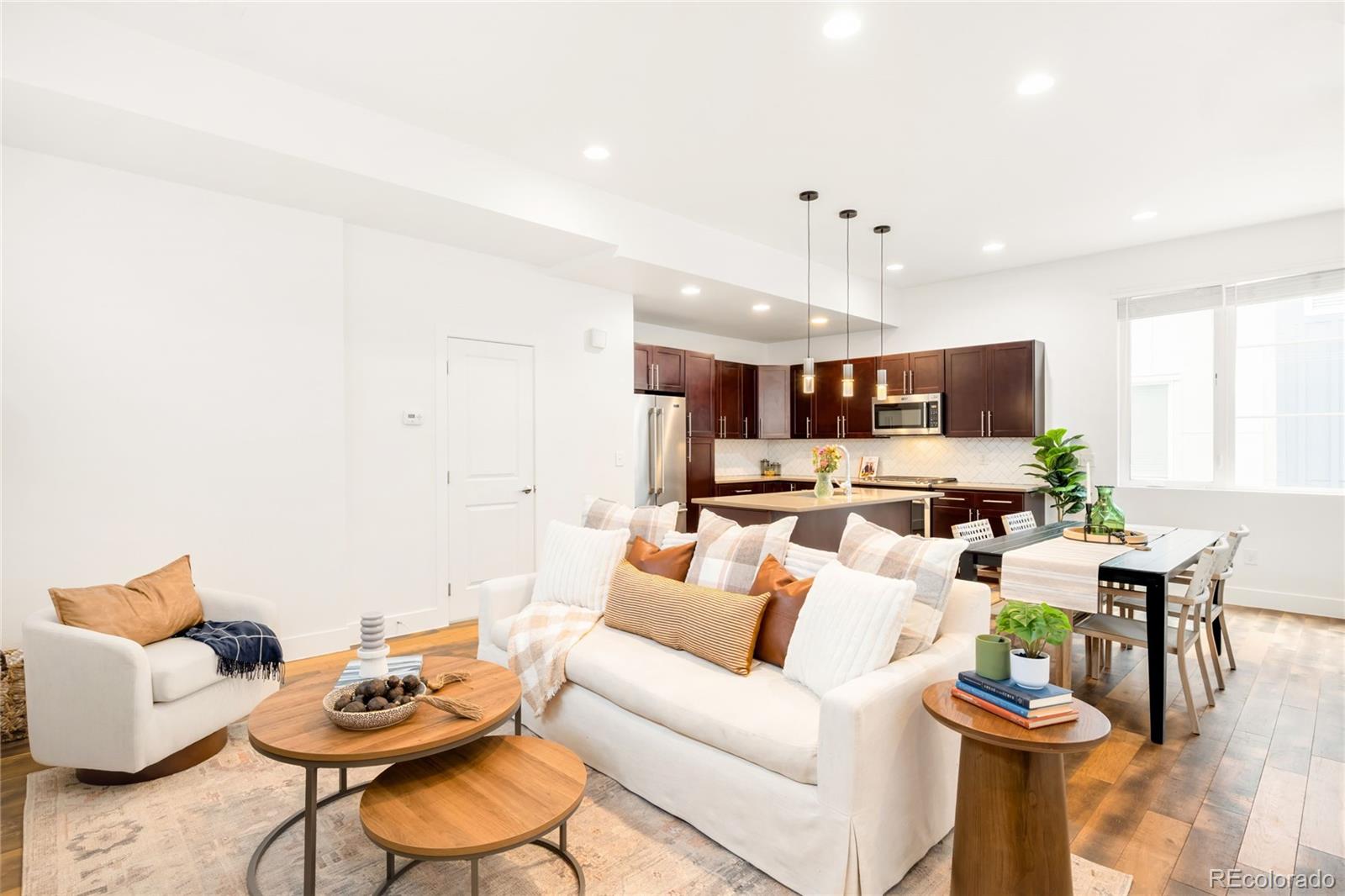 2815 W 25th Avenue Unit: 4