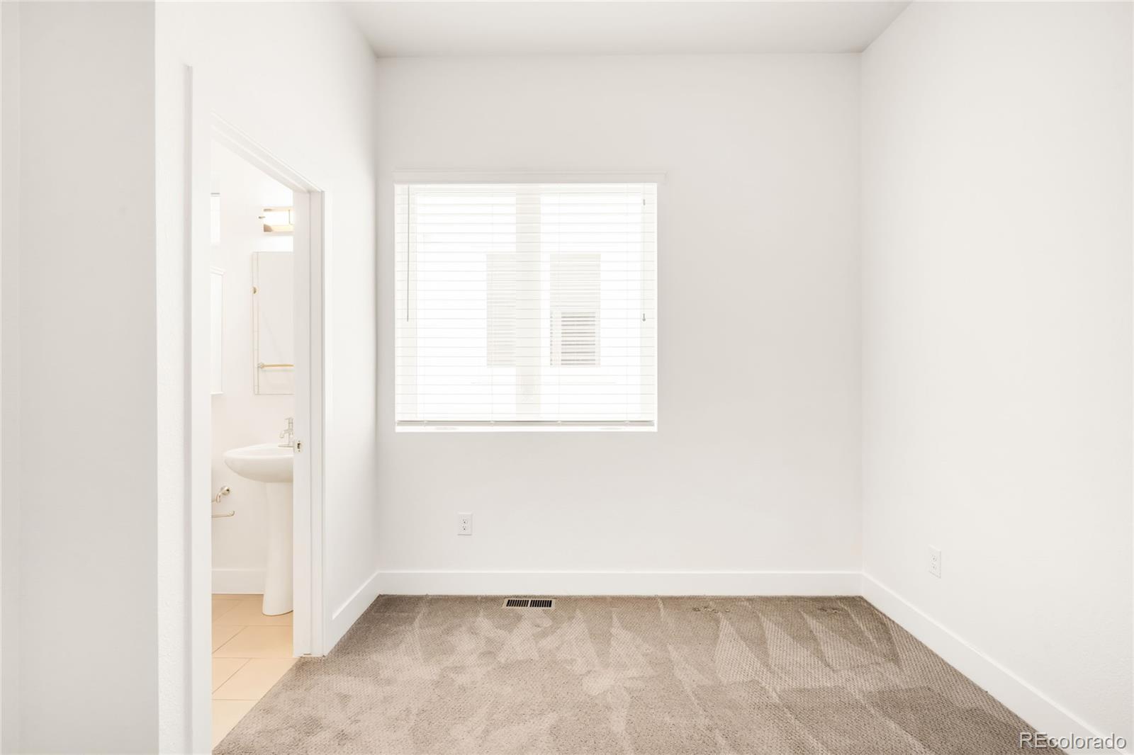 2815 W 25th Avenue Unit: 4