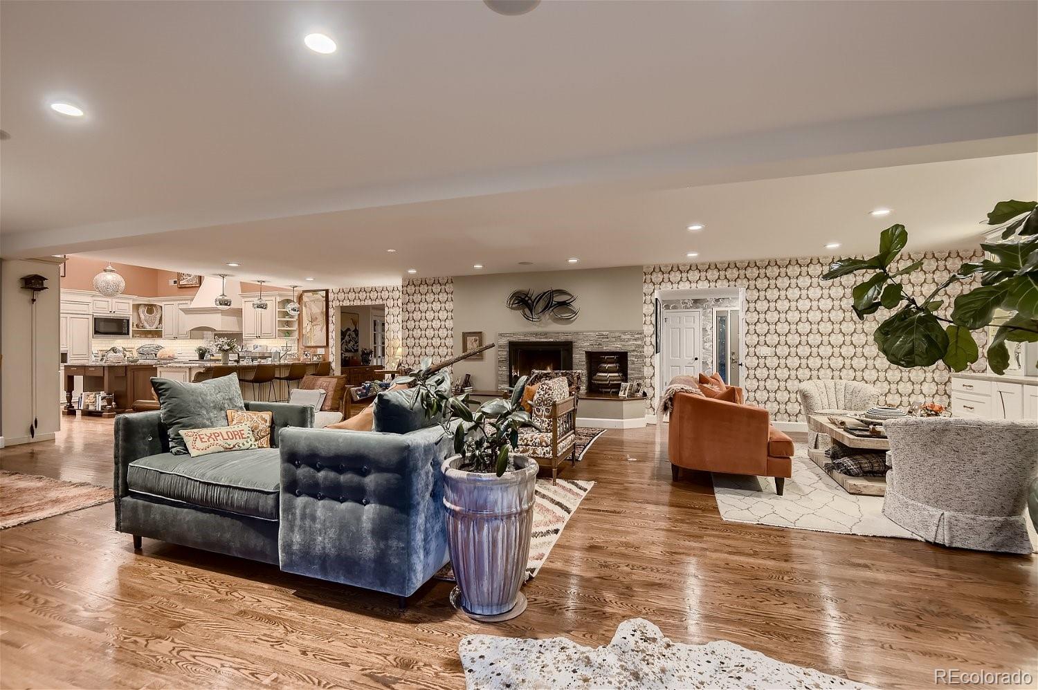 4290 S Hudson Parkway