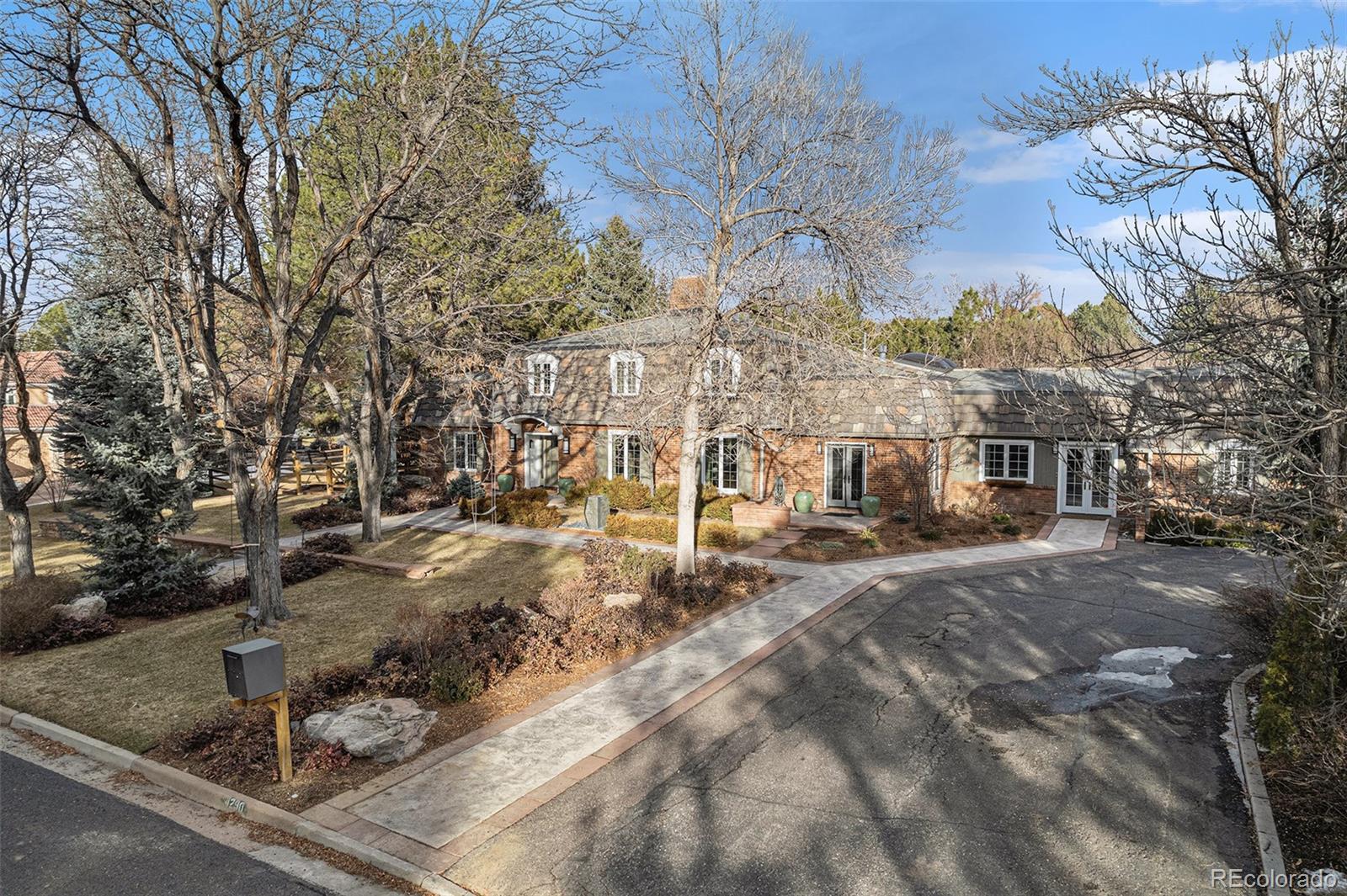 4290 S Hudson Parkway