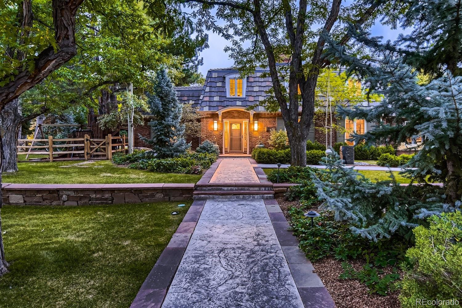 4290 S Hudson Parkway