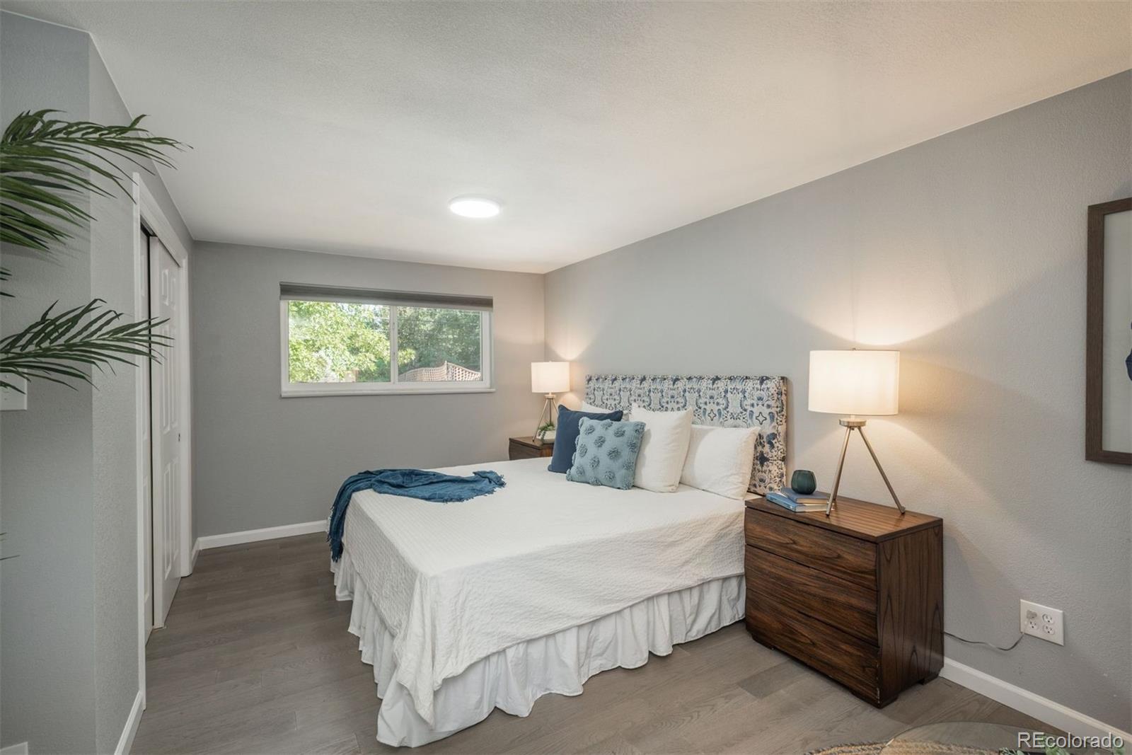 3449 W Alamo Place
