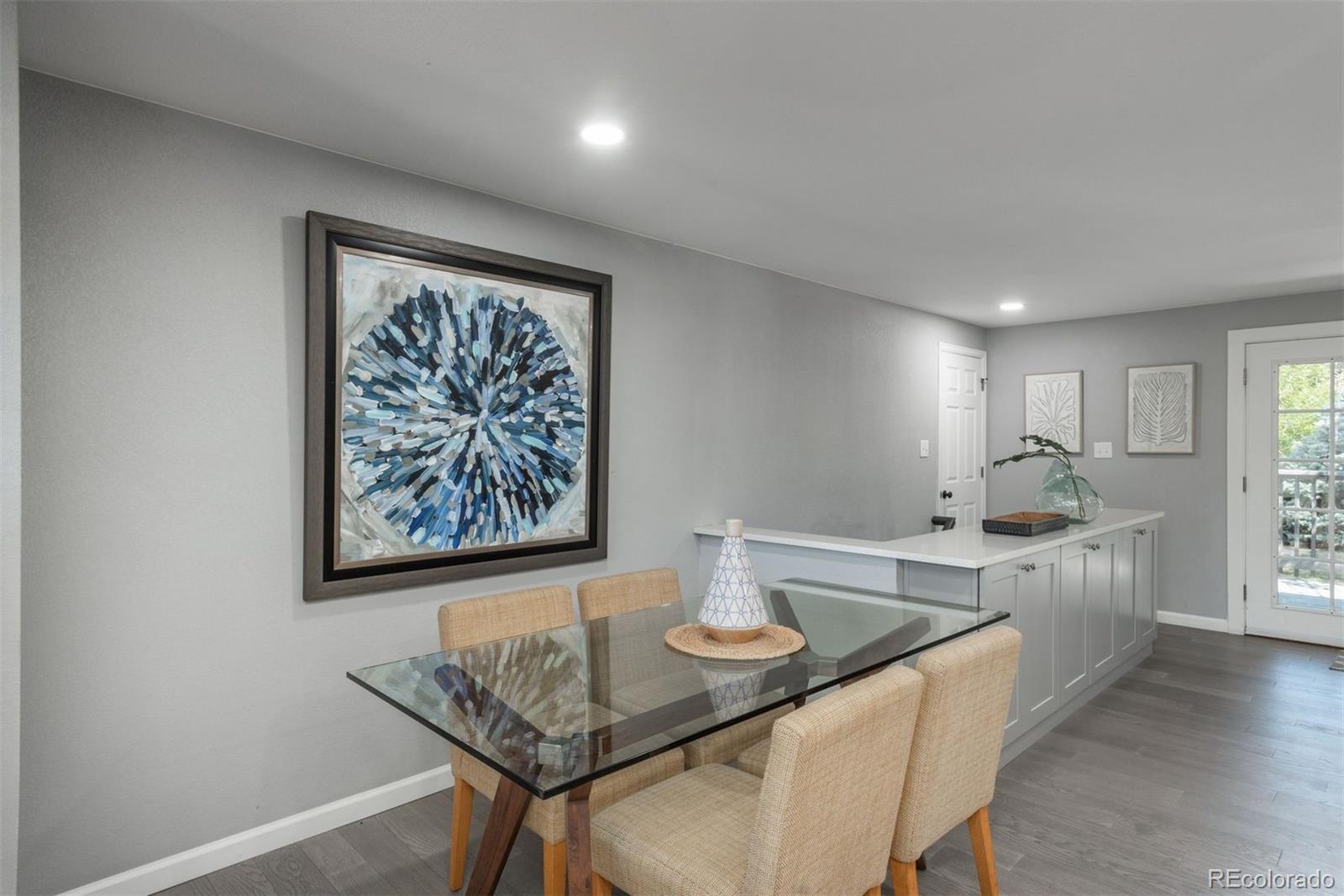 3449 W Alamo Place