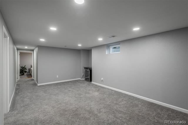 3449 W Alamo Place