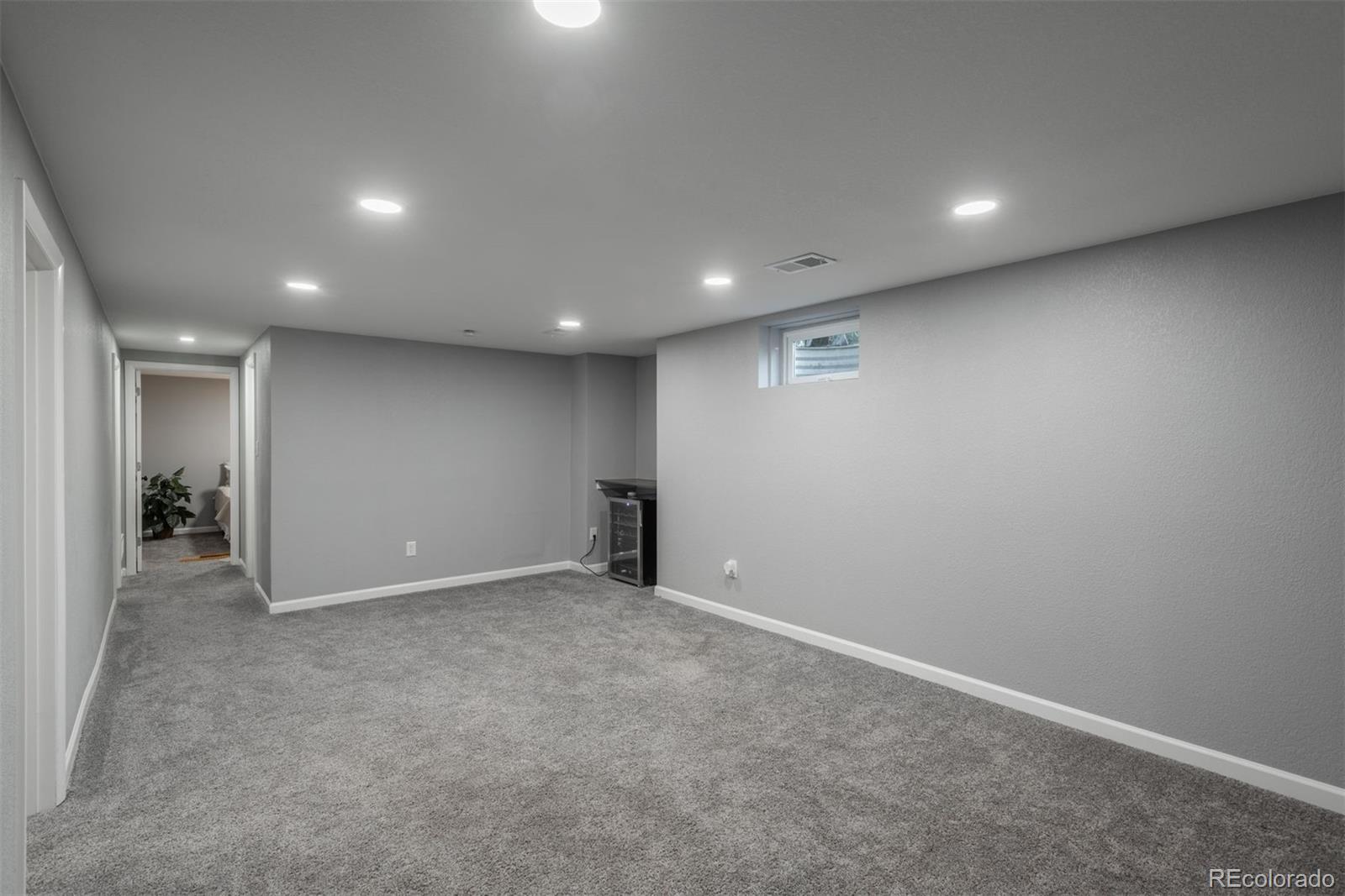 3449 W Alamo Place