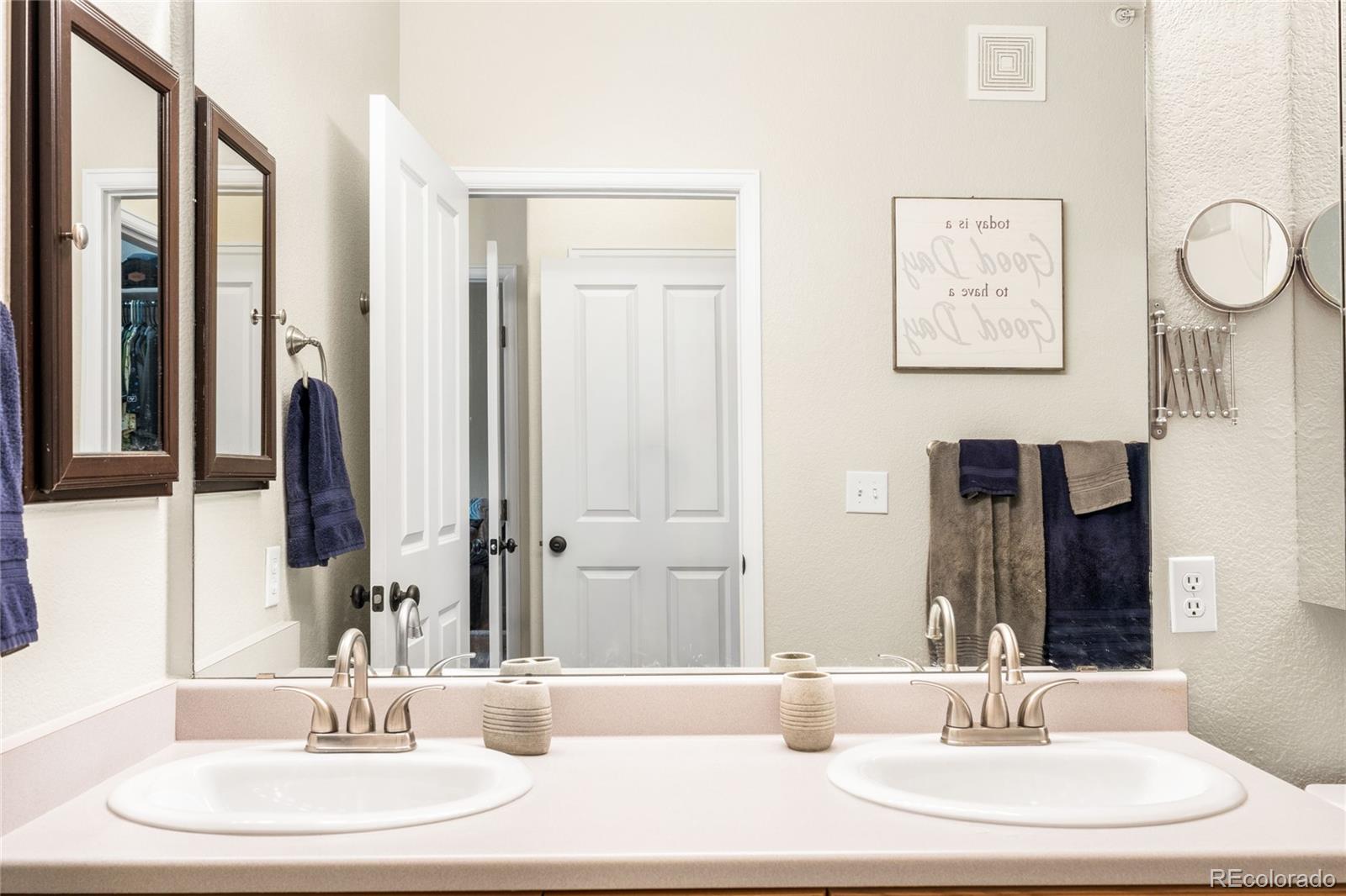 8374 S Holland Way Unit: 206