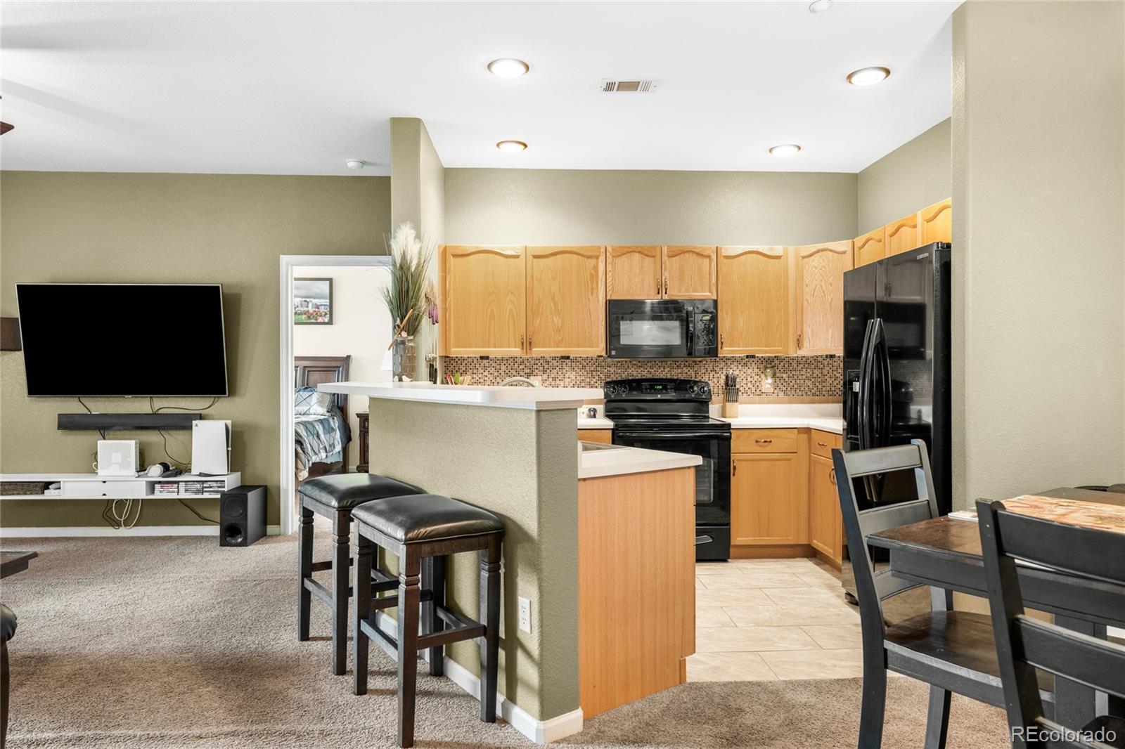 8374 S Holland Way Unit: 206