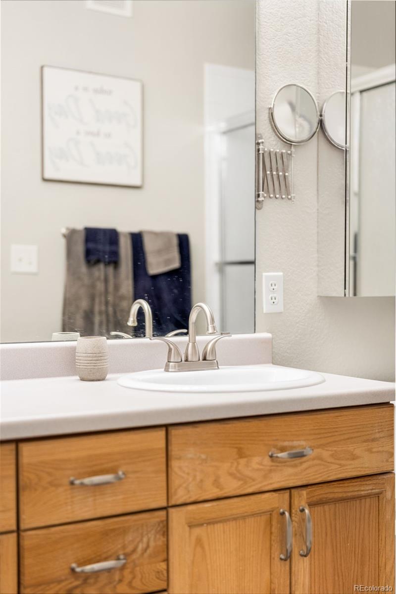 8374 S Holland Way Unit: 206