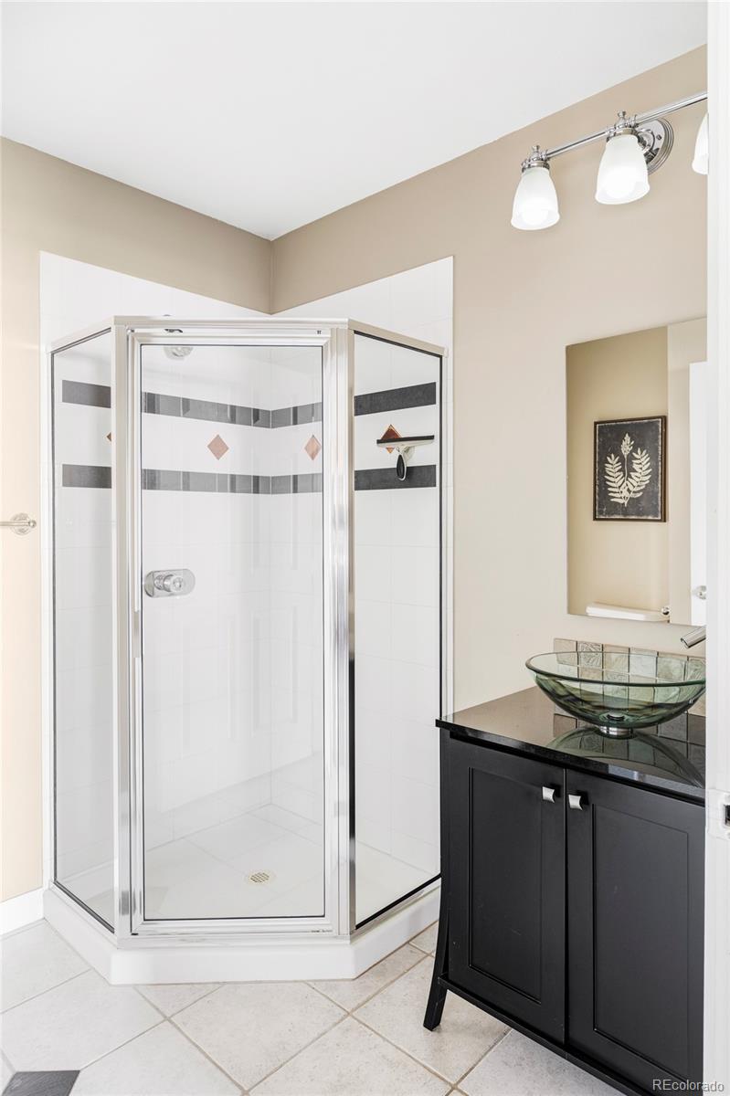 1499 Blake Street Unit: 4O