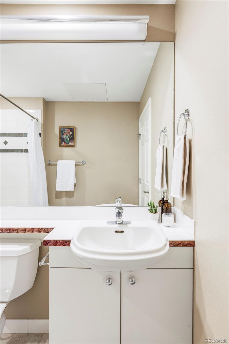 1499 Blake Street Unit: 4O