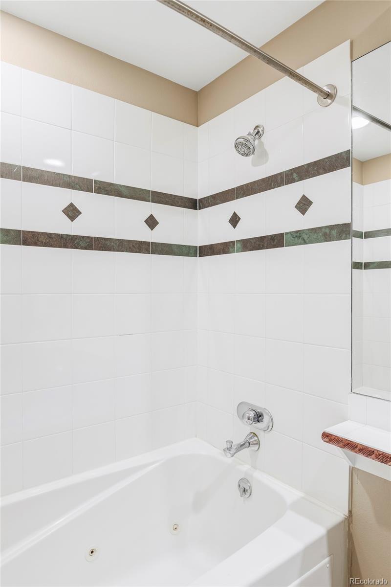 1499 Blake Street Unit: 4O