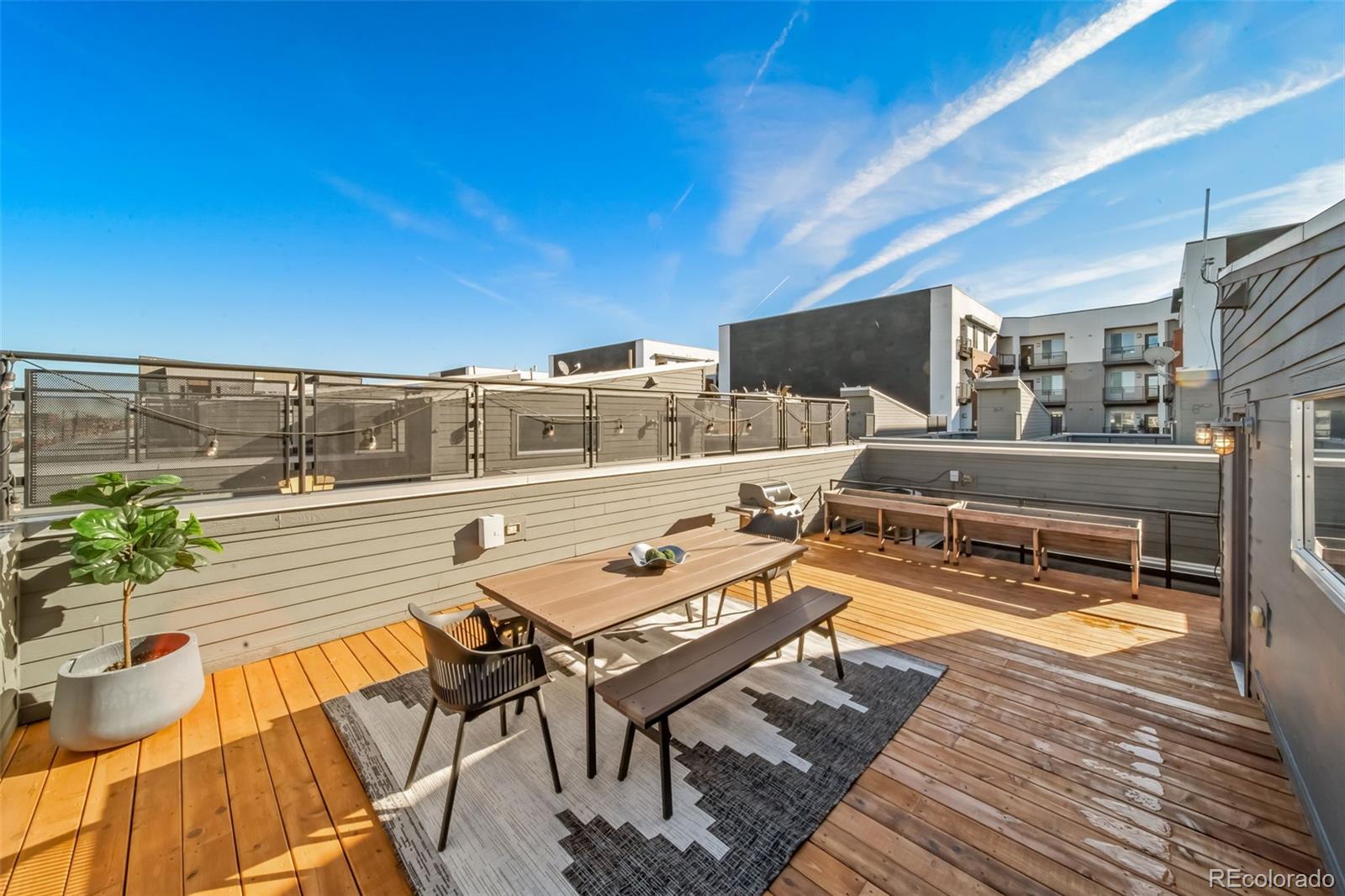 2706 Blake Street