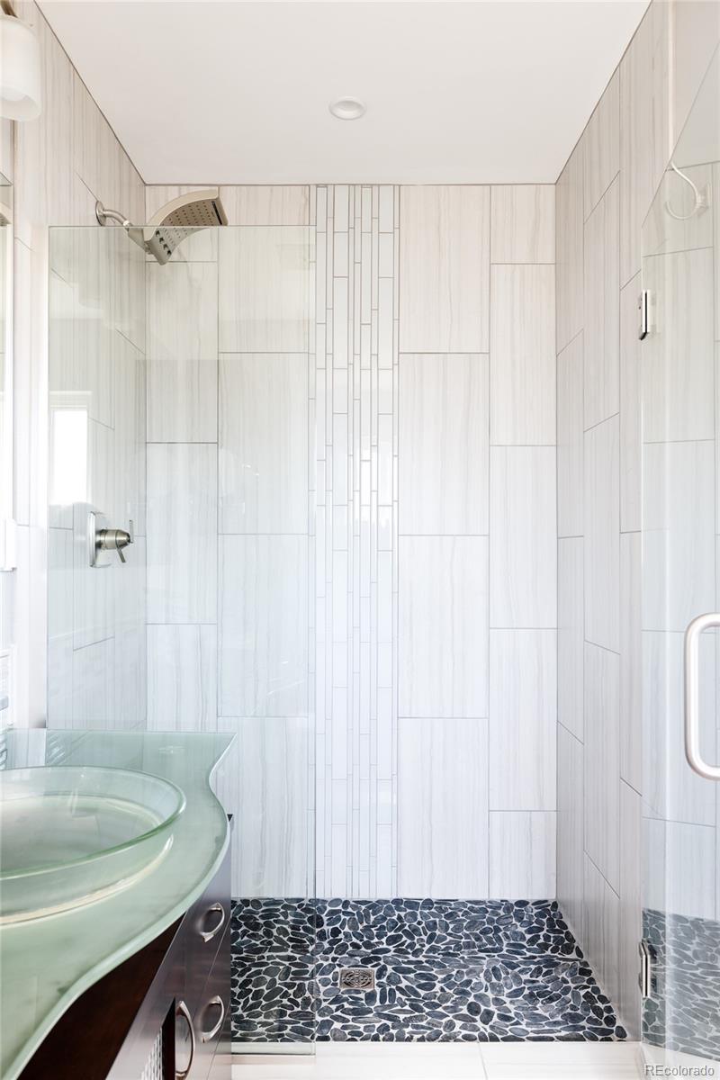 3797 S Jasmine Street