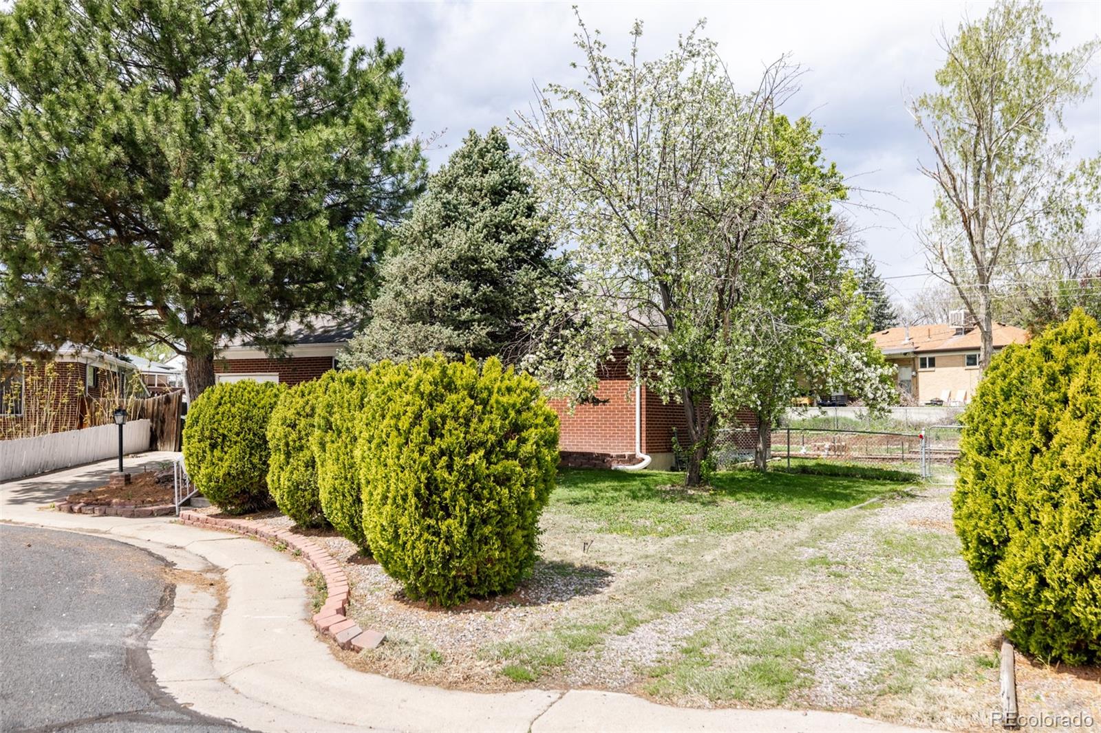 1797 E 113th Place
