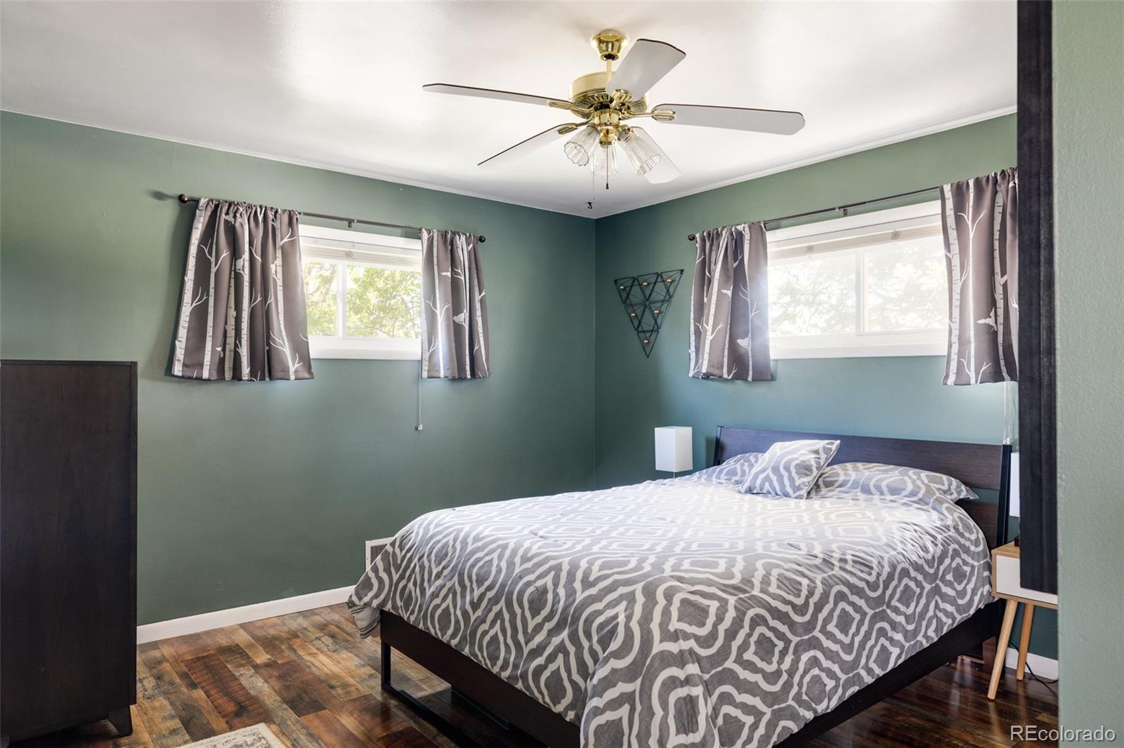 1797 E 113th Place