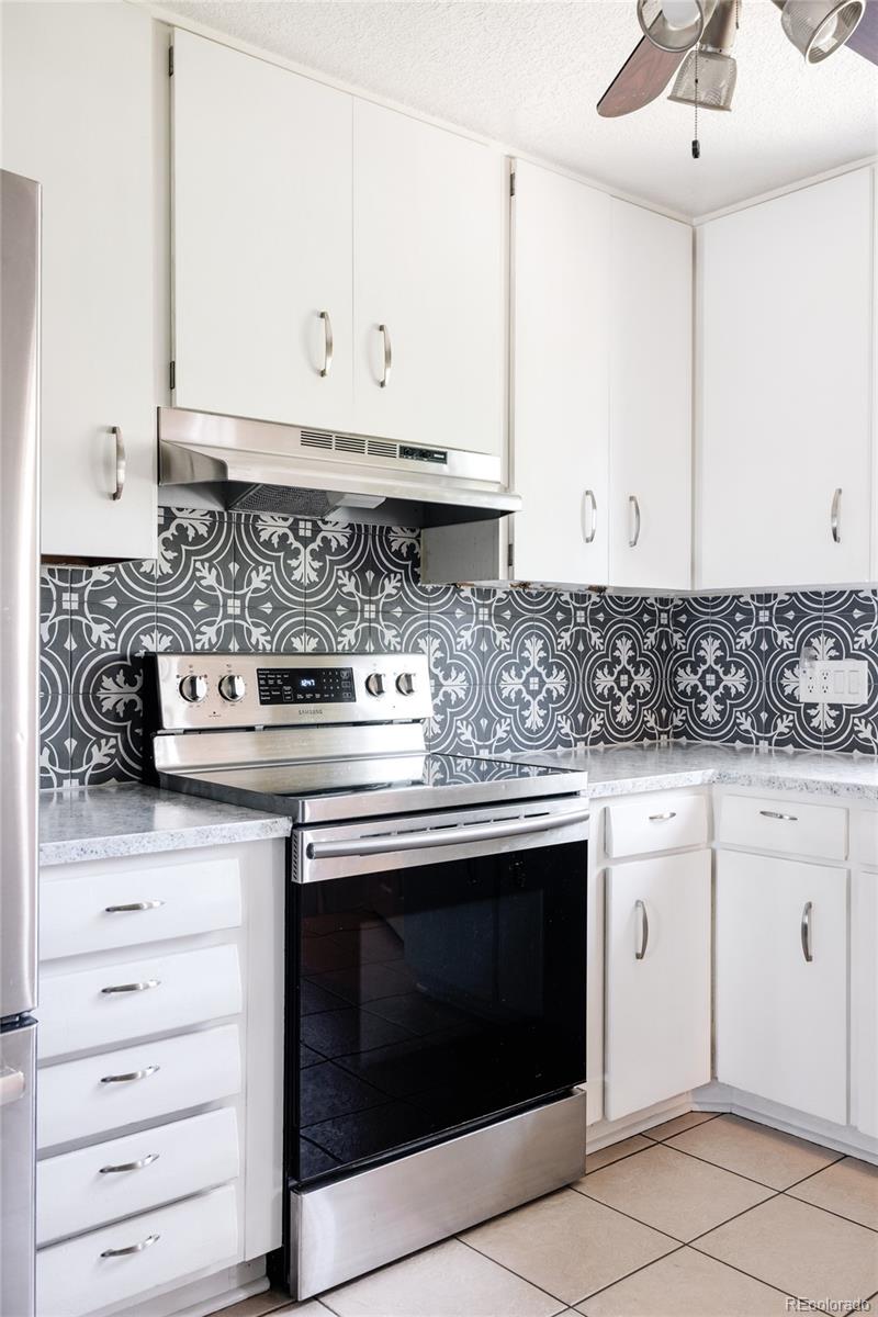 1797 E 113th Place