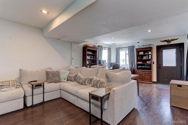 8370 Sandreed Circle