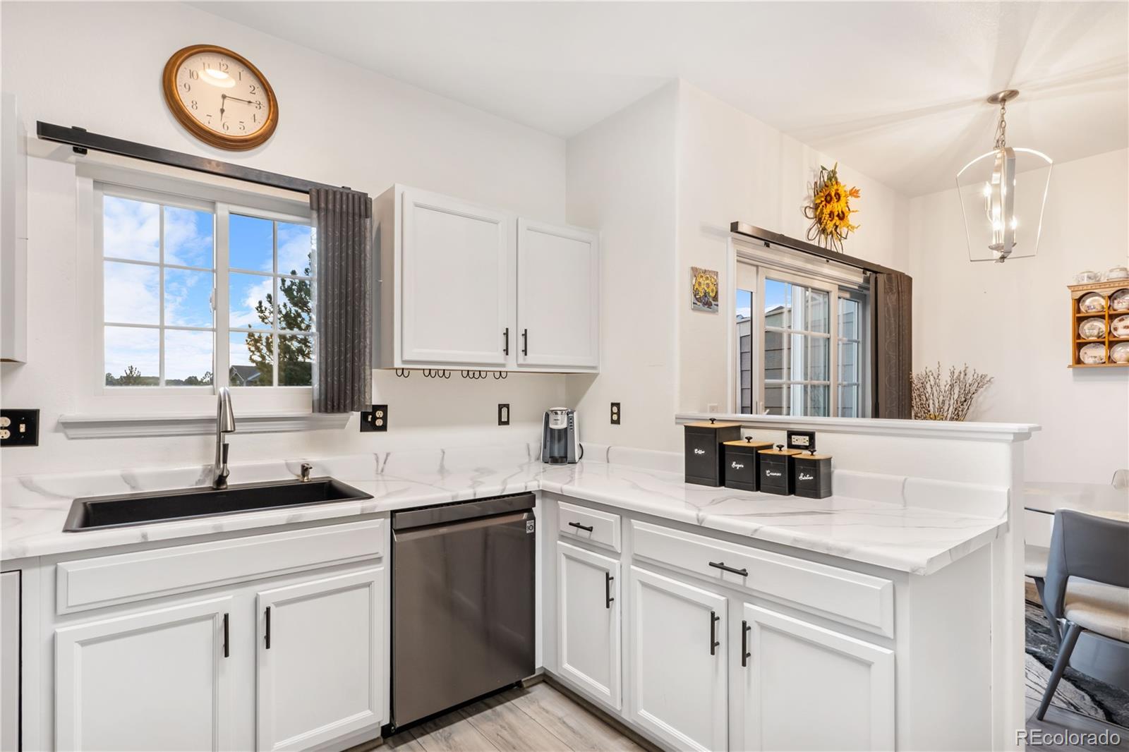 19283 E Idaho Drive Unit: 105