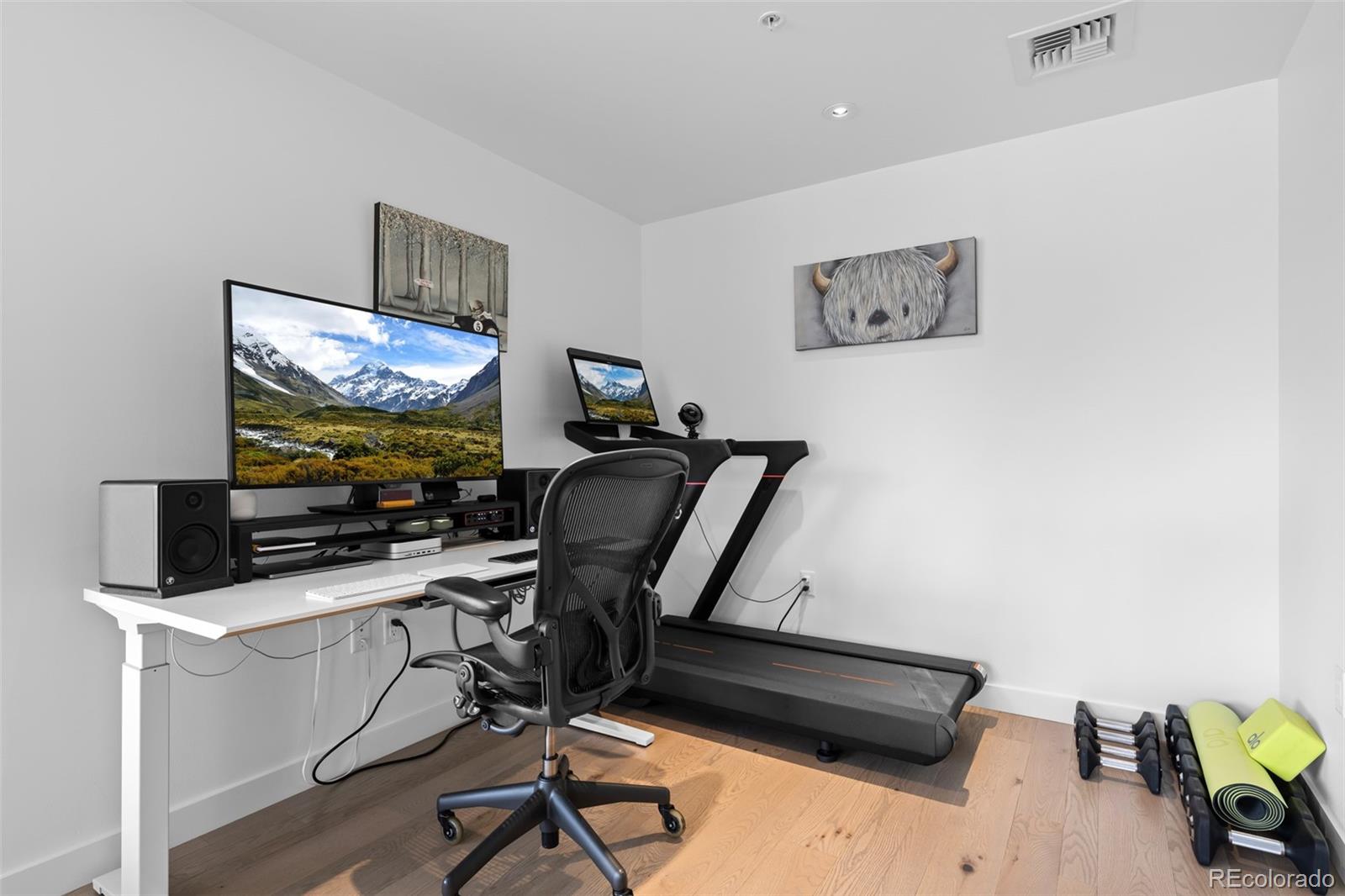 1750 Wewatta Street Unit: 700