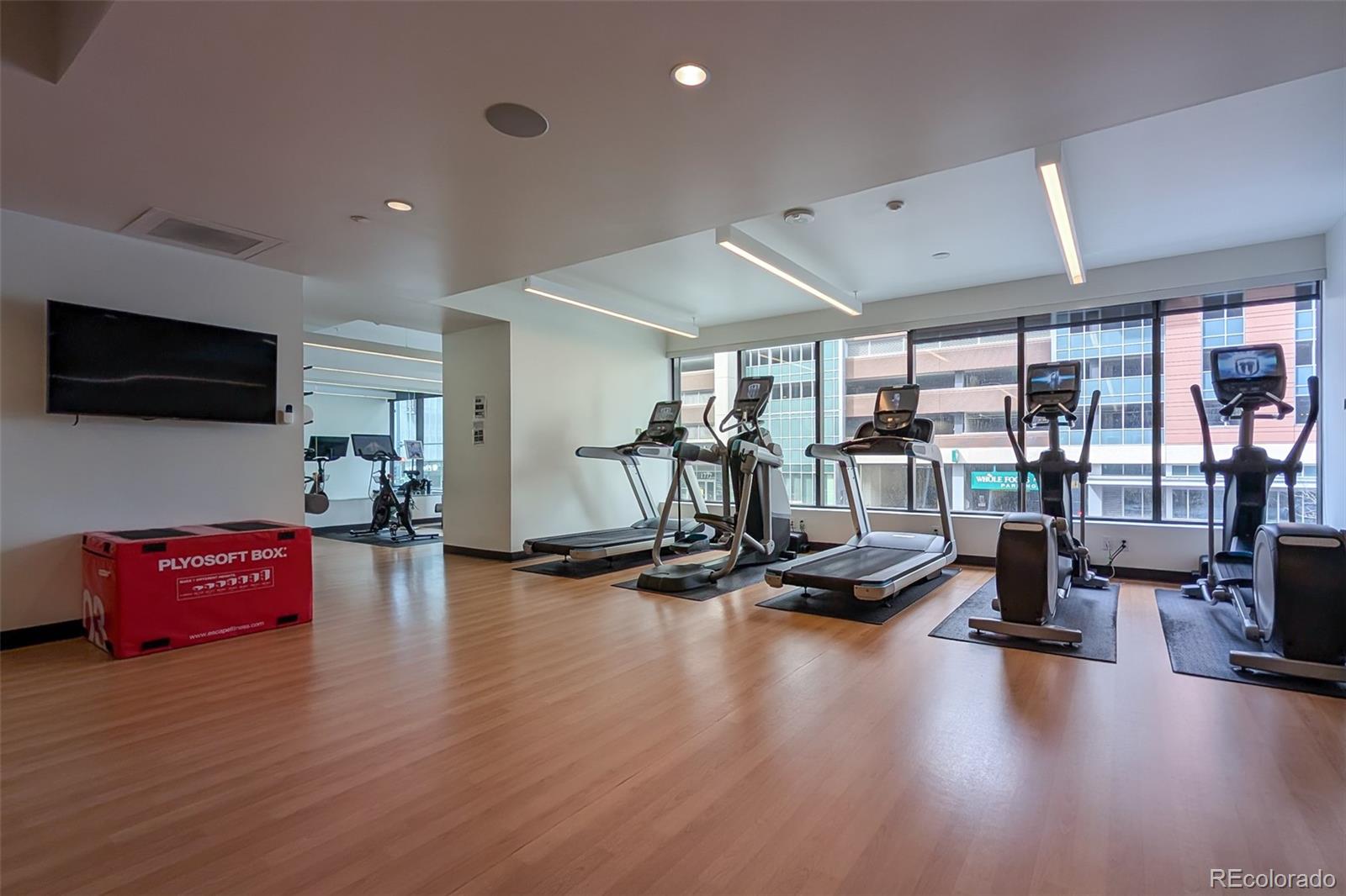 1750 Wewatta Street Unit: 700