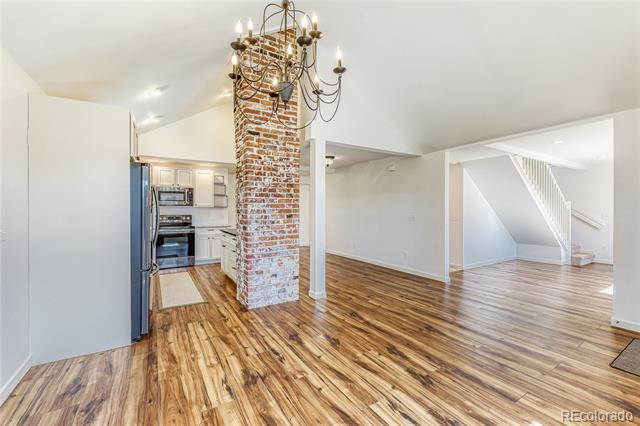 3261 W Dakota Avenue
