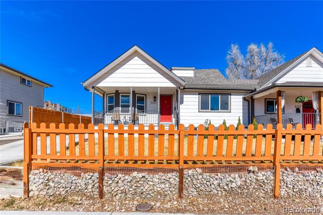 3261 W Dakota Avenue