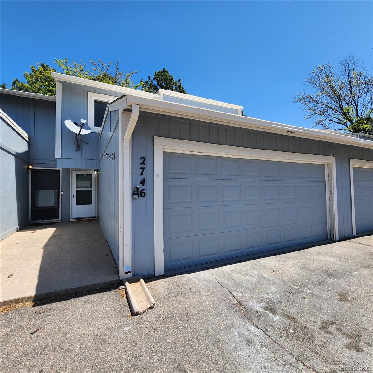 2746 S Kenton Court