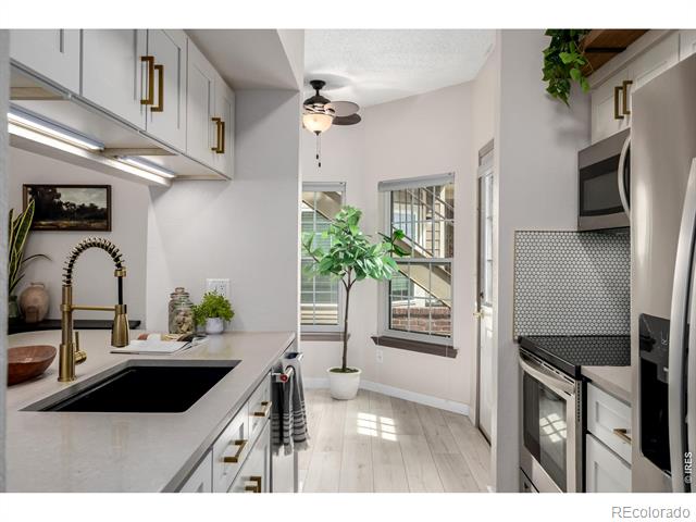 4760 S Wadsworth Boulevard Unit: E105