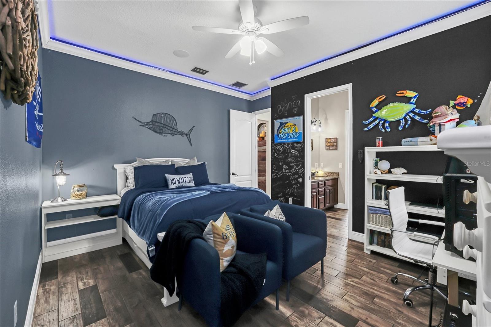 1382 E LAKE SHORE BLVD