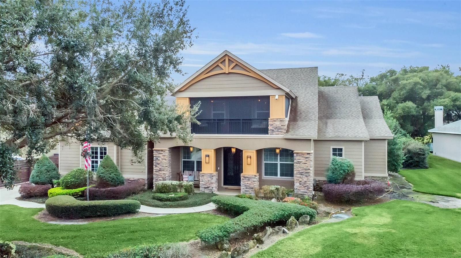 1382 E LAKE SHORE BLVD