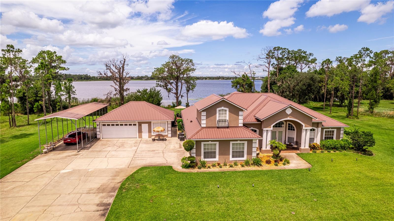 2360 LIVE OAK LAKE RD