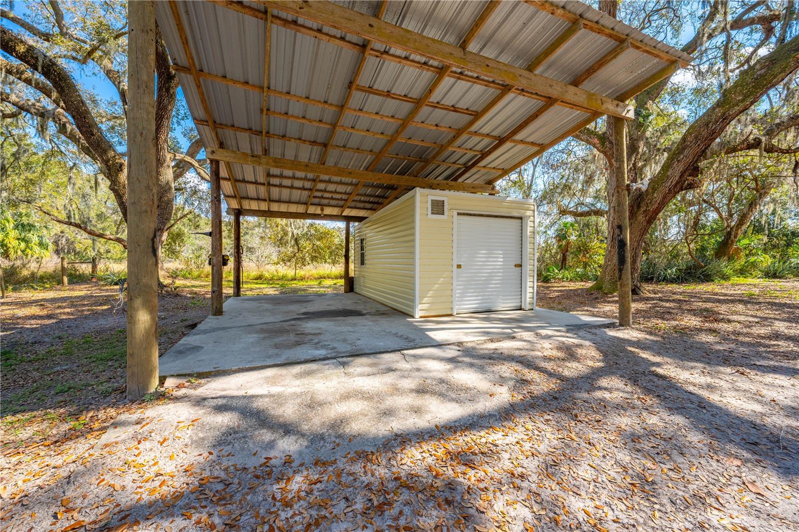 2921 SEMINOLE RD