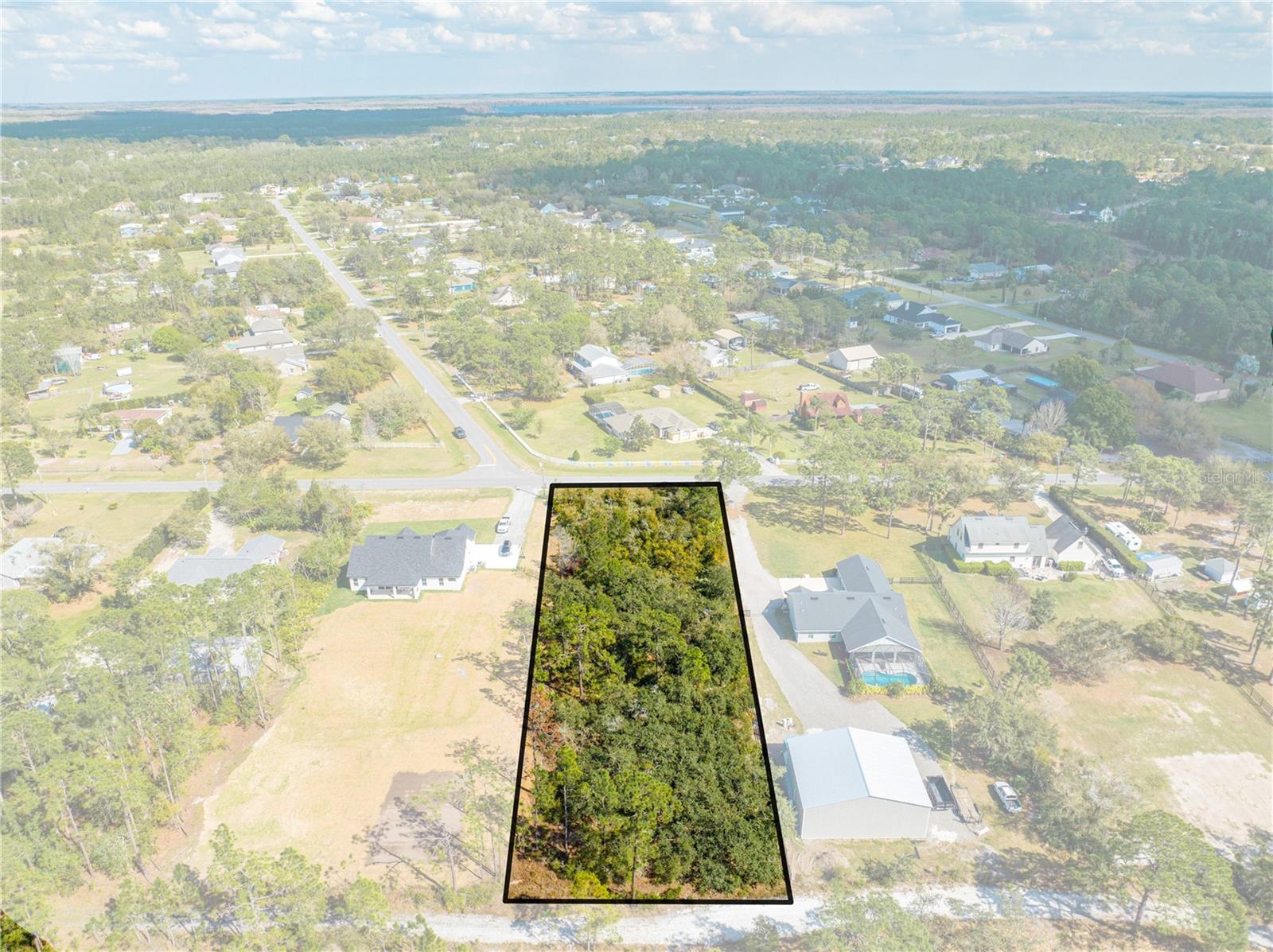 2300 RUNNING HORSE TRL