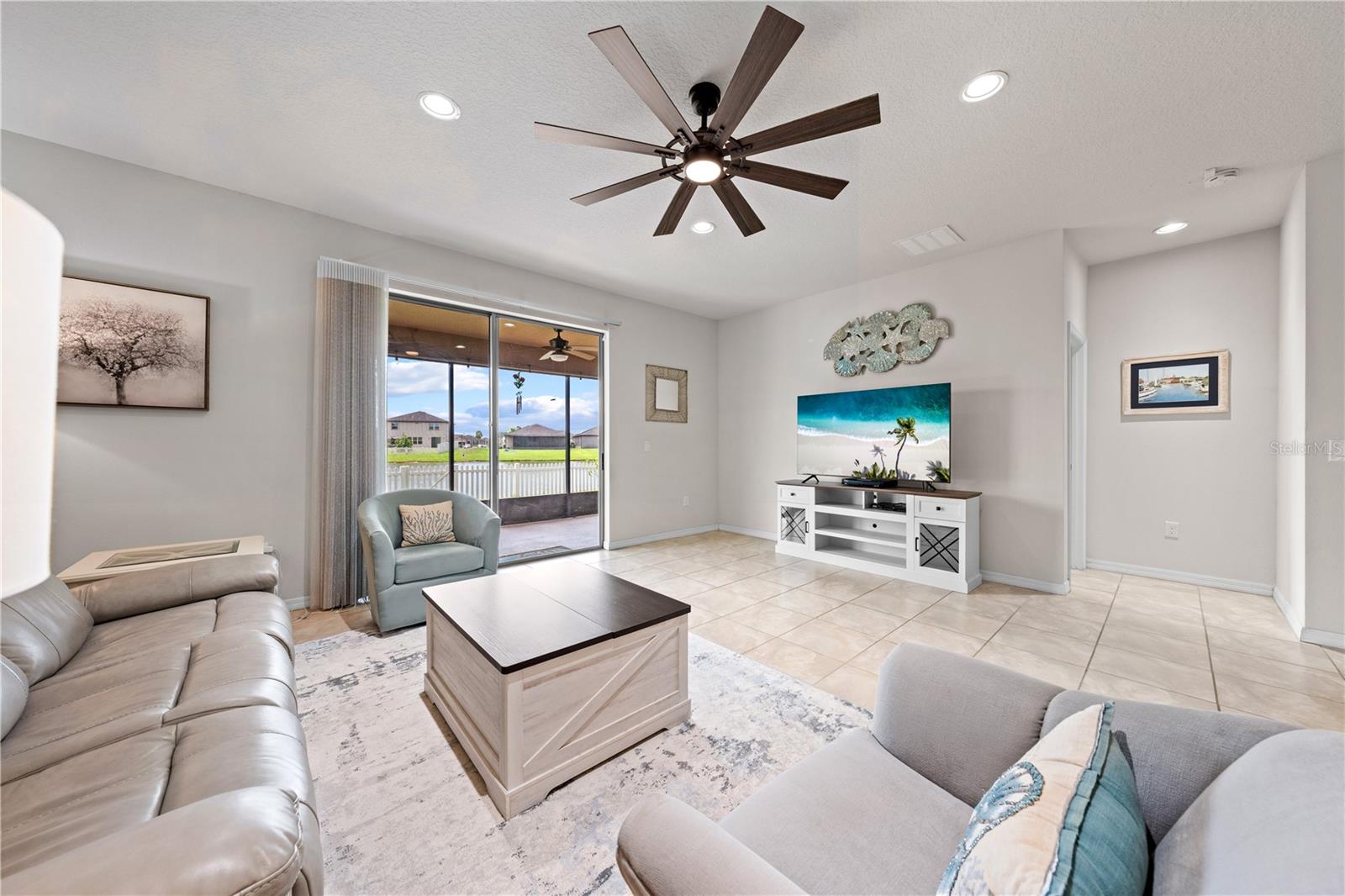 3673 MOCA DR