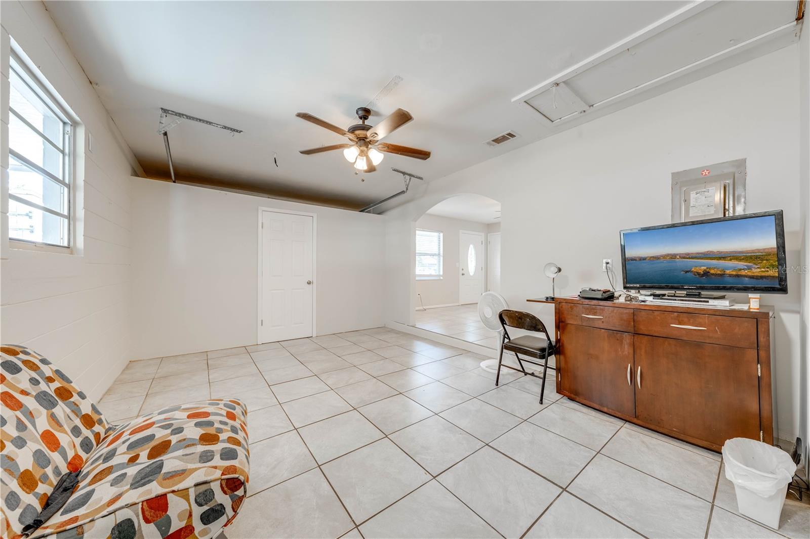 412 NOYA LN