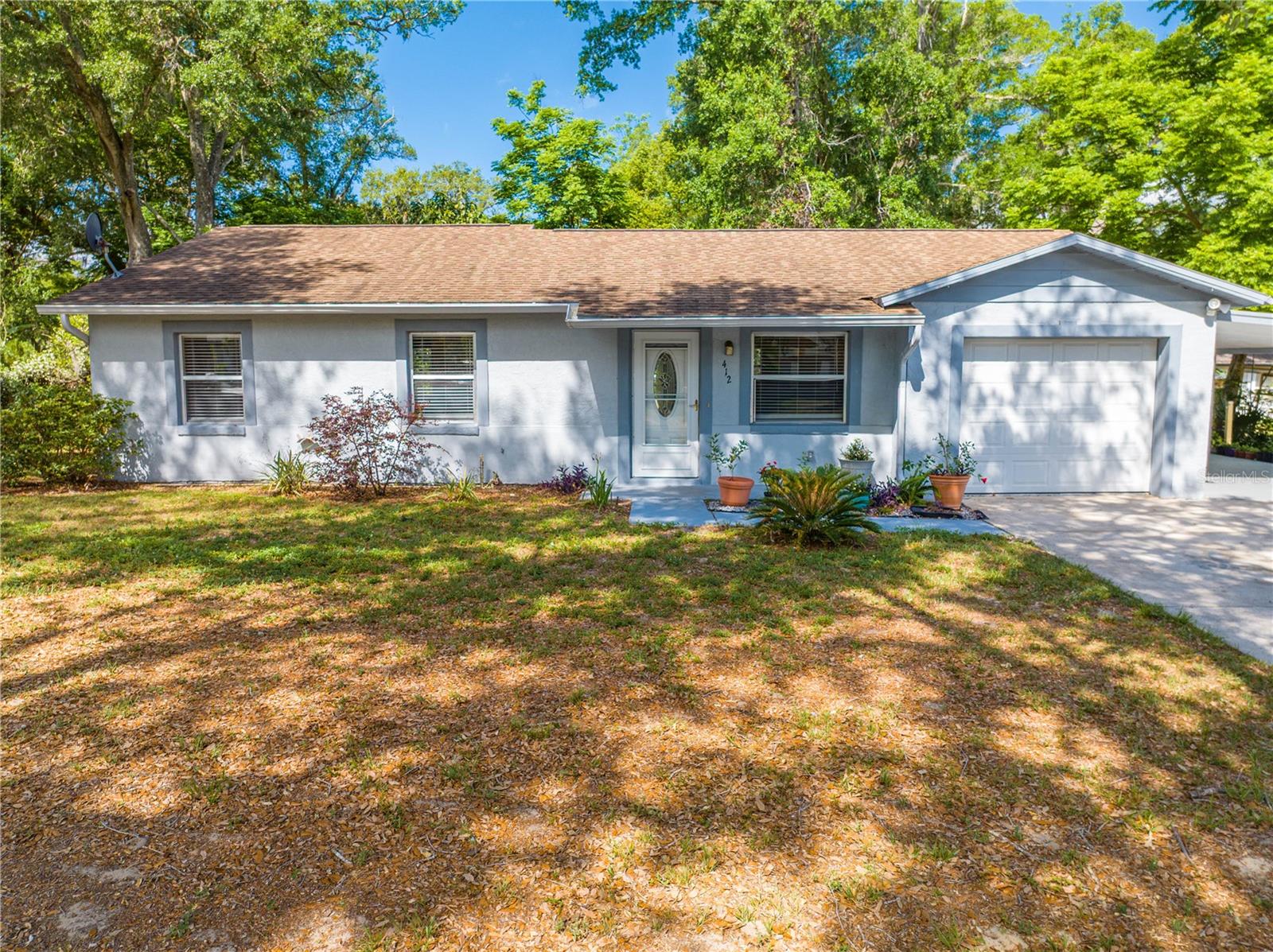 412 NOYA LN