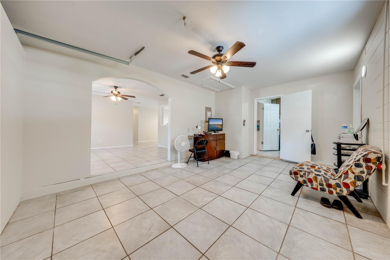 412 NOYA LN