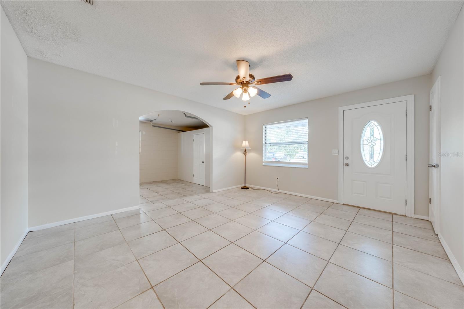 412 NOYA LN