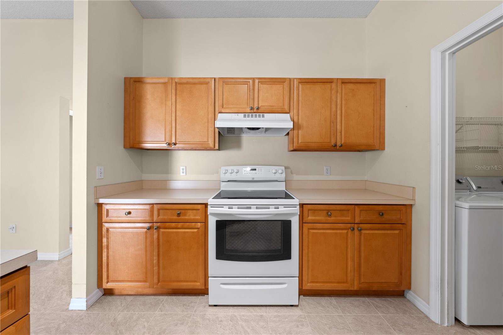 3893 BLACKBERRY CIR