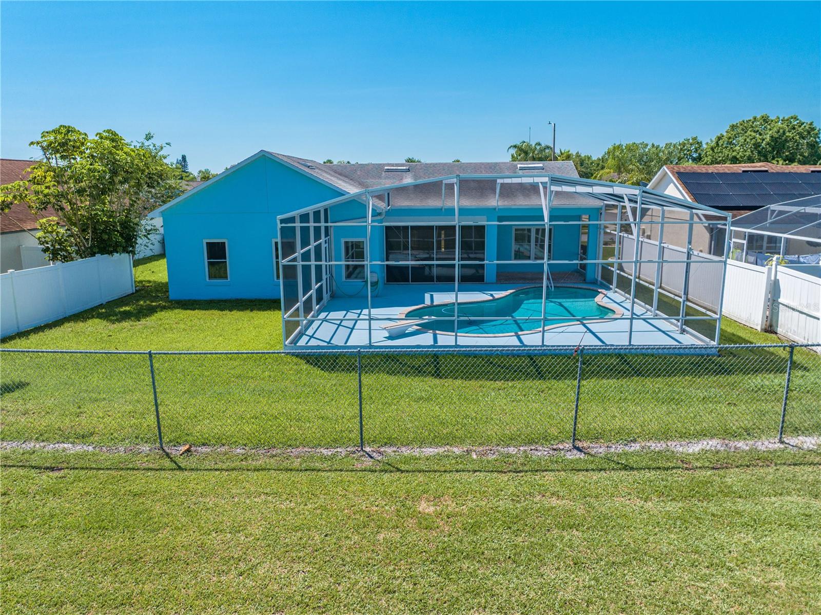 3893 BLACKBERRY CIR