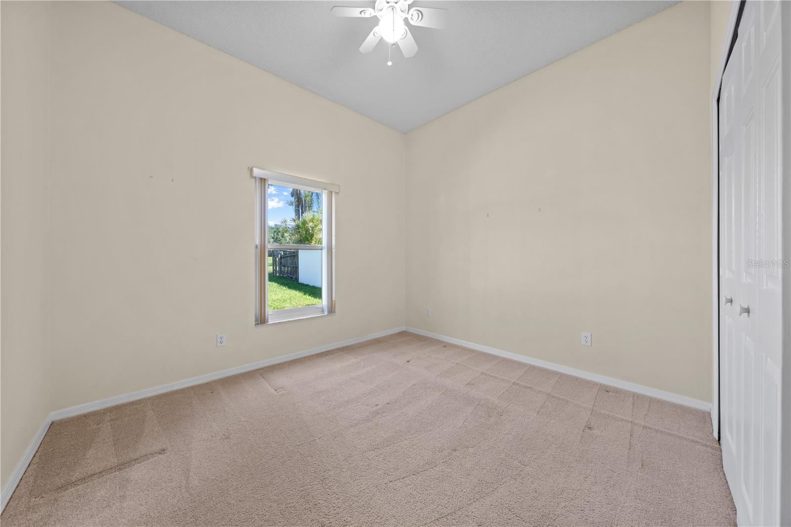 3893 BLACKBERRY CIR