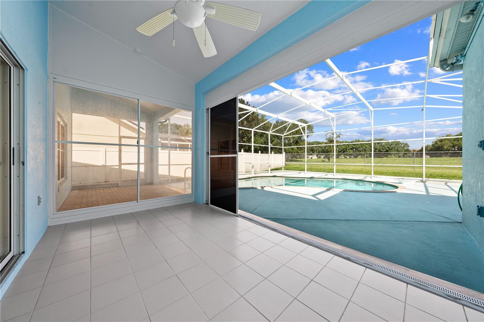 3893 BLACKBERRY CIR