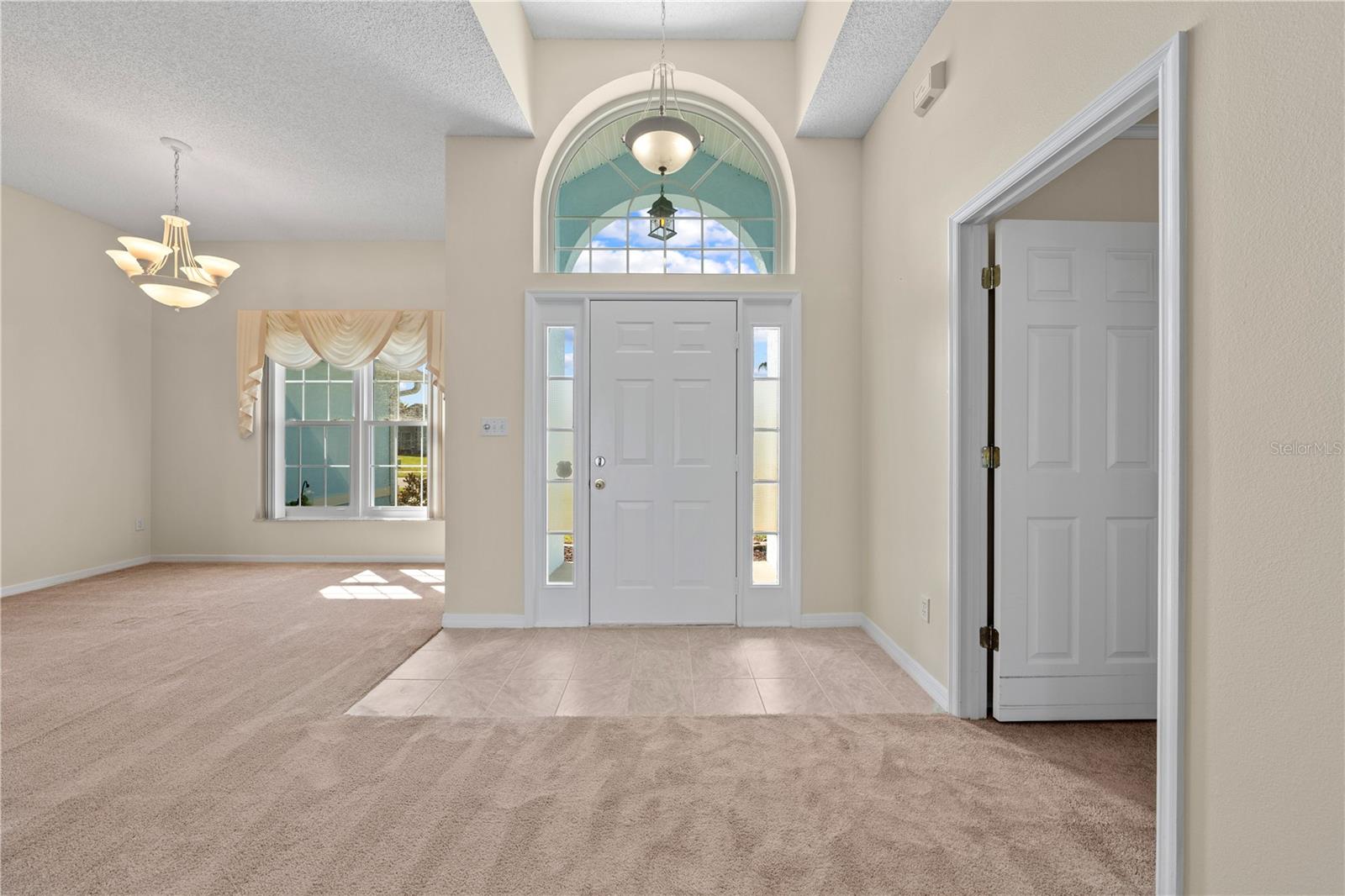 3893 BLACKBERRY CIR