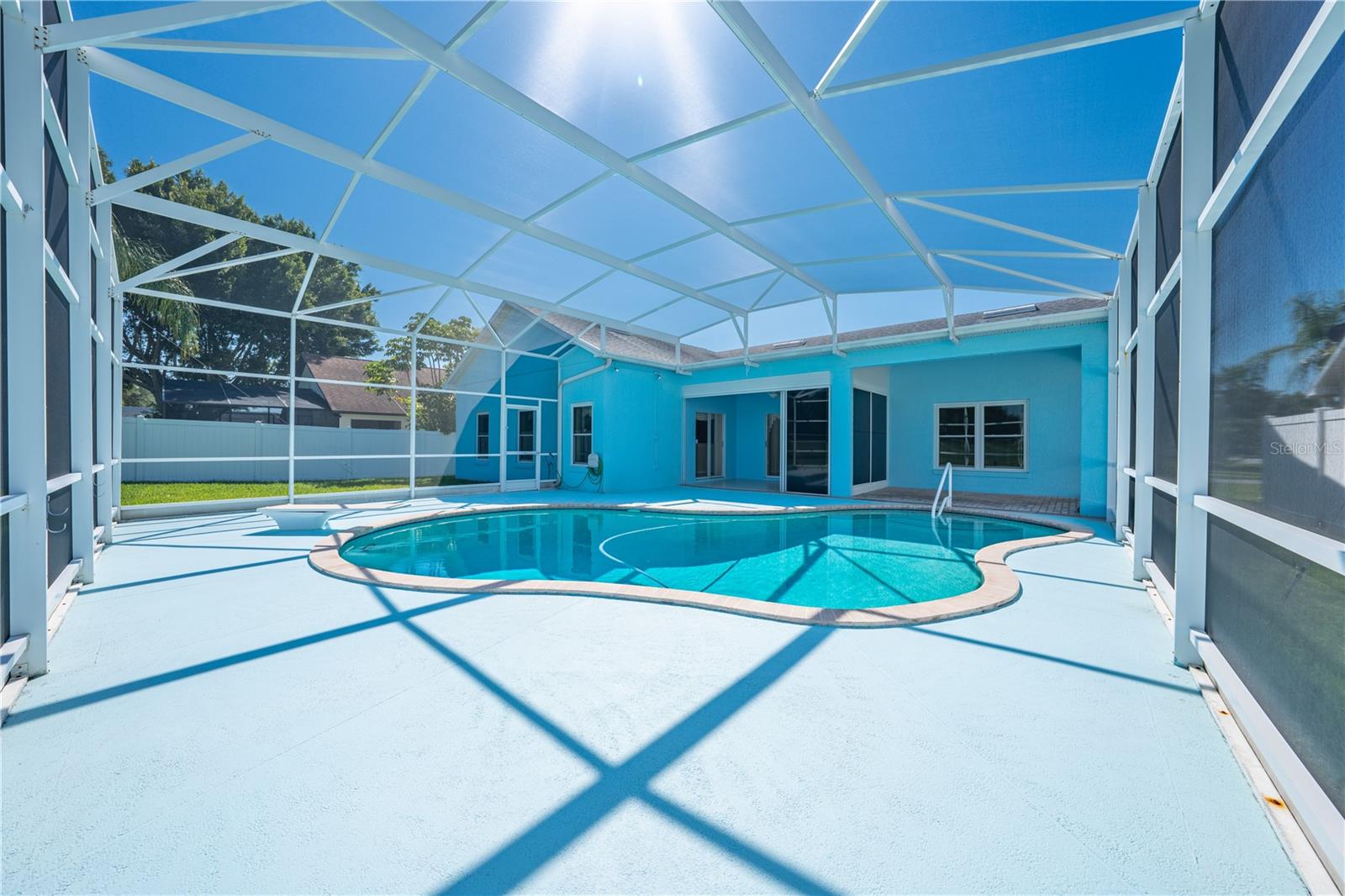 3893 BLACKBERRY CIR