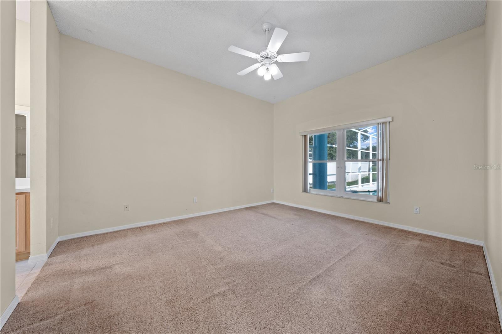 3893 BLACKBERRY CIR