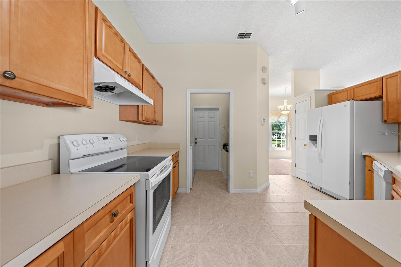 3893 BLACKBERRY CIR