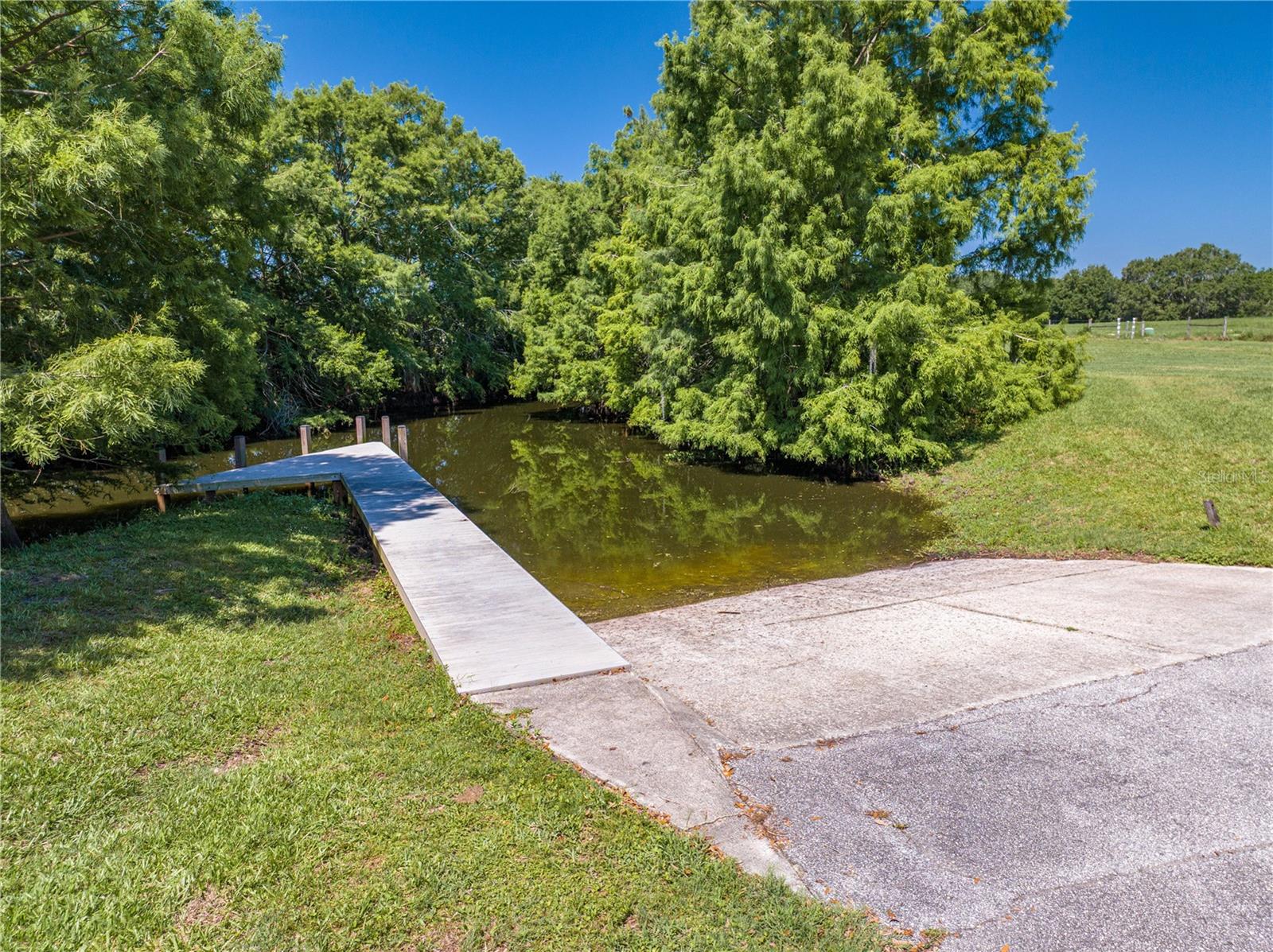 3893 BLACKBERRY CIR