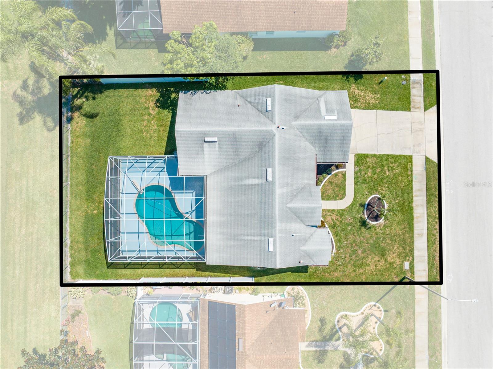 3893 BLACKBERRY CIR